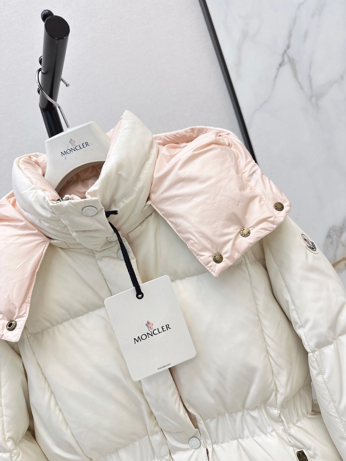 MONCLER/26 Fall-Winter Latest Hooded Waist-Cinched Down Jacket