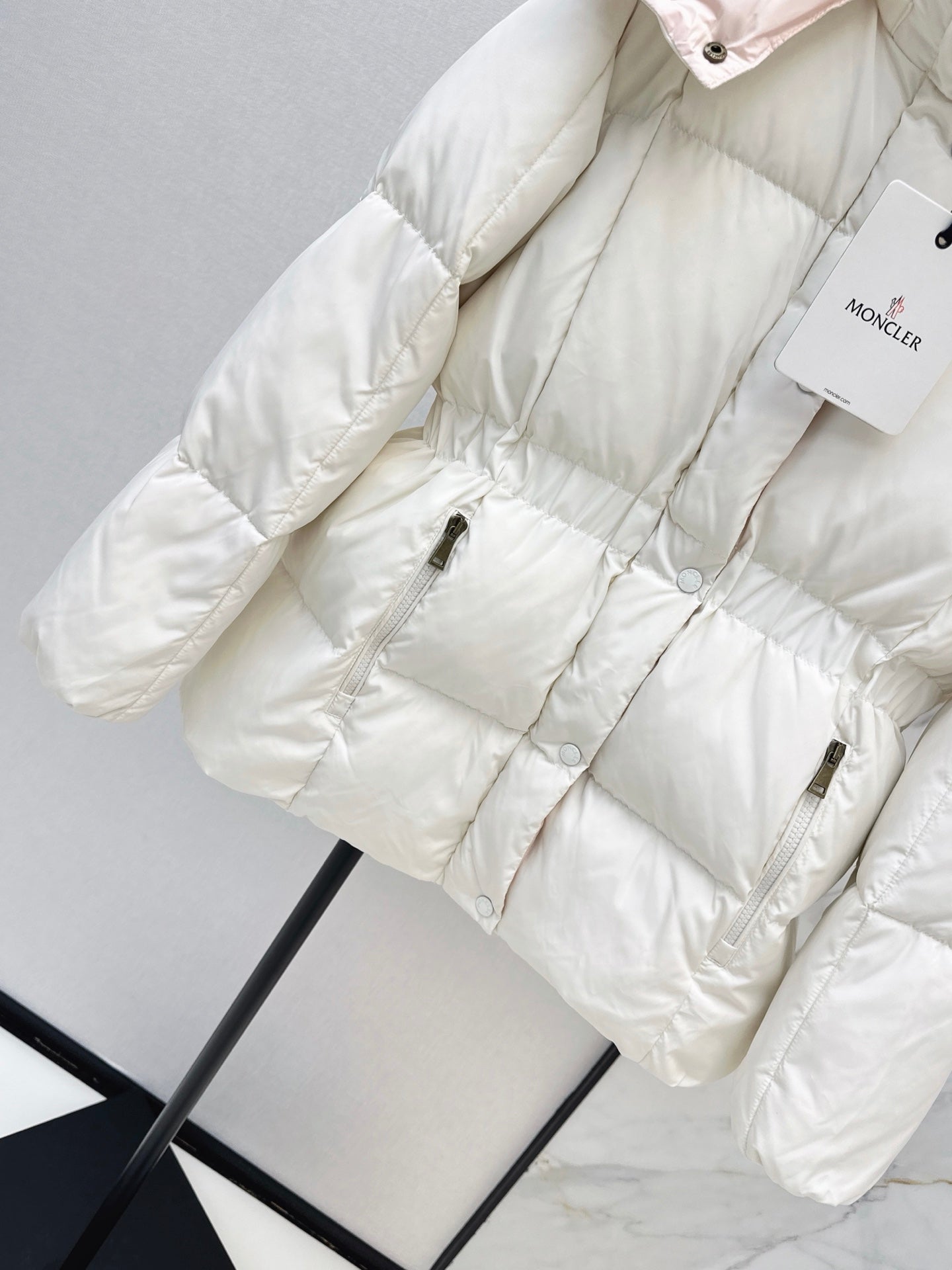 MONCLER/26 Fall-Winter Latest Hooded Waist-Cinched Down Jacket