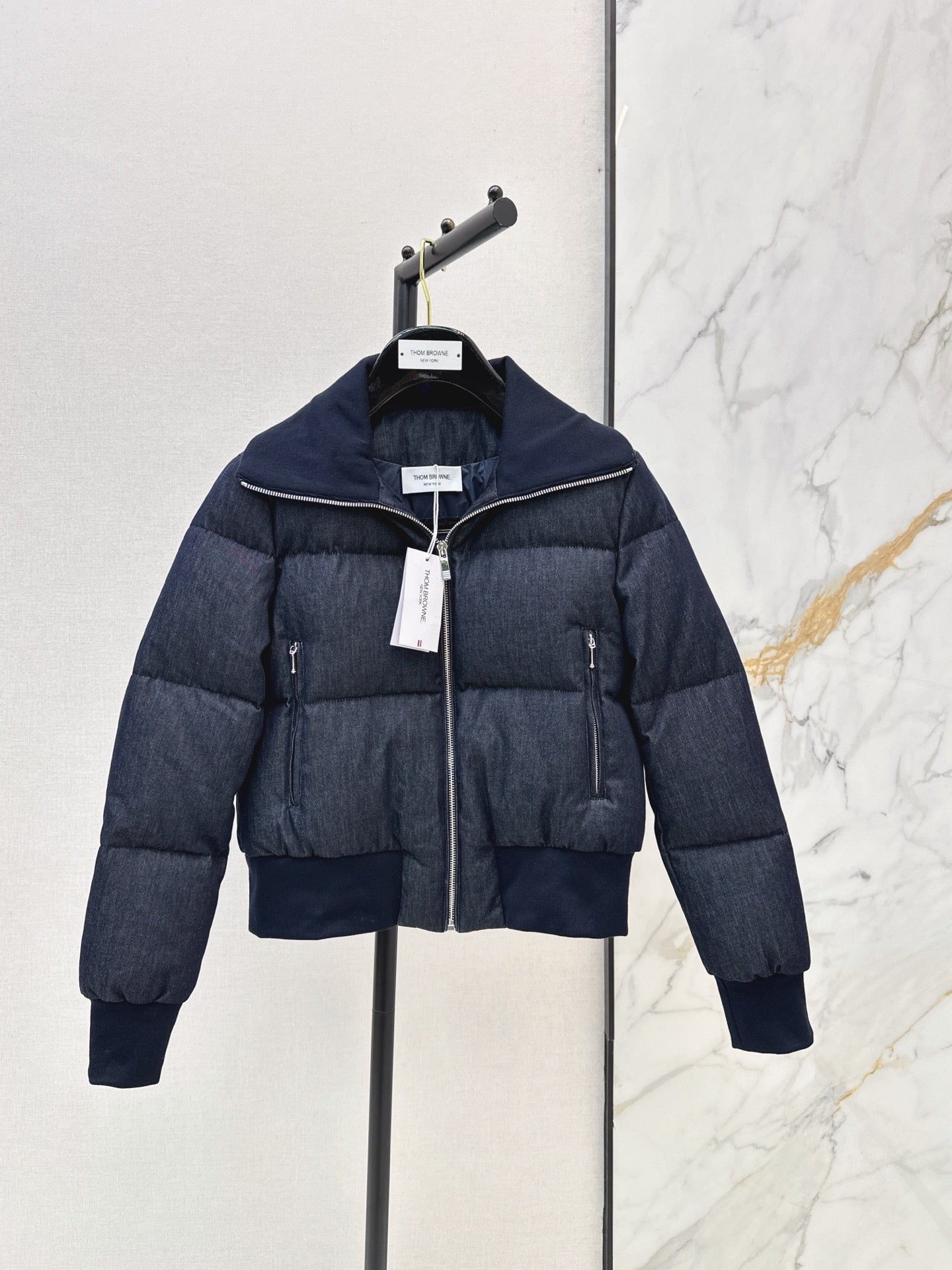 26 Fall/Winter Latest Lapel Puffer Down Jacket
