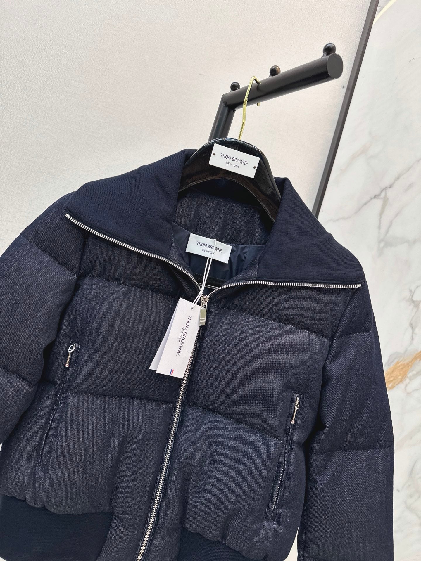 26 Fall/Winter Latest Lapel Puffer Down Jacket