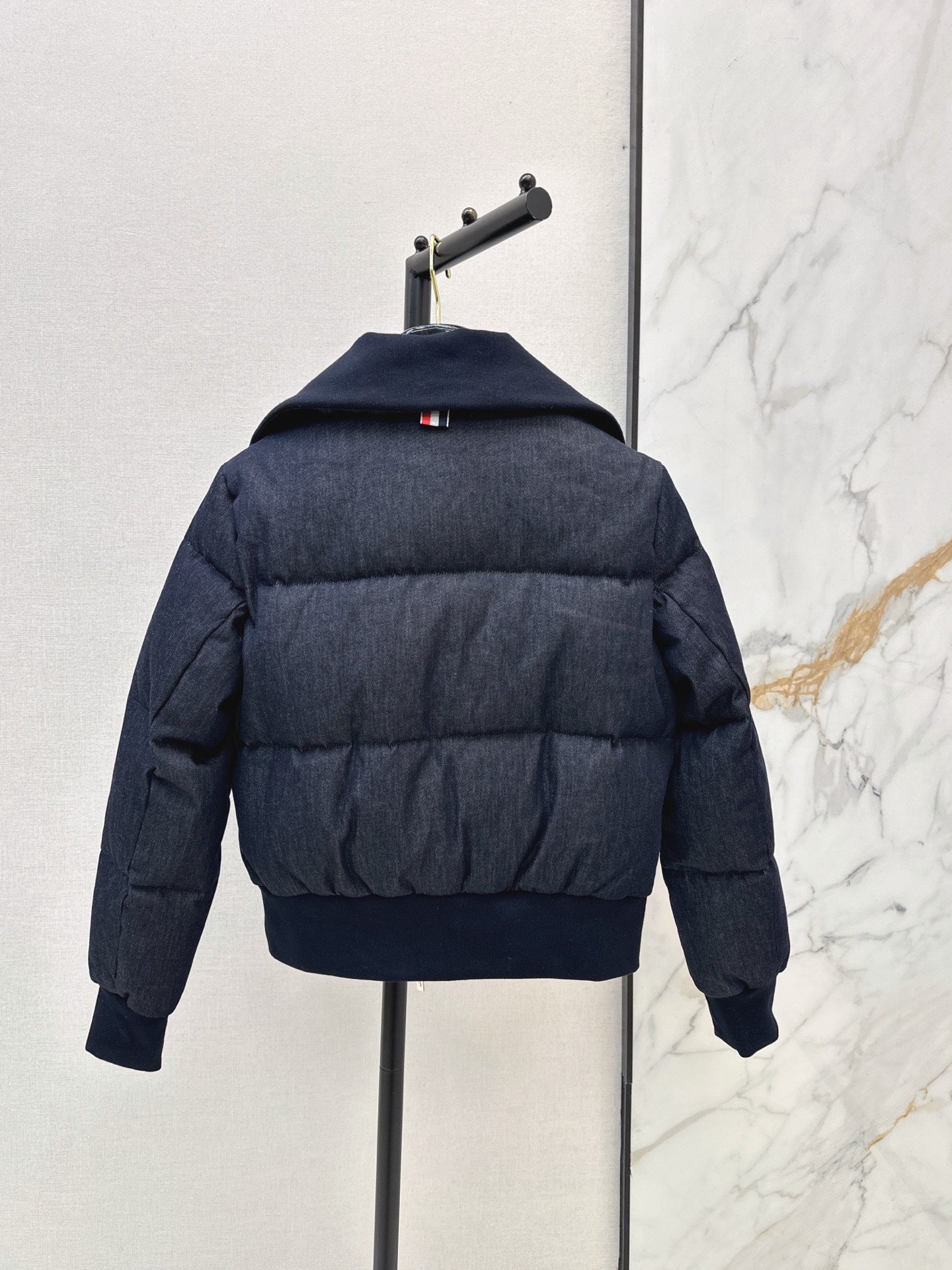 26 Fall/Winter Latest Lapel Puffer Down Jacket