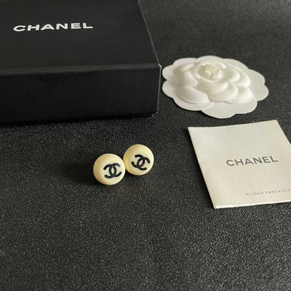 26 New Style Pre-Owned Earrings