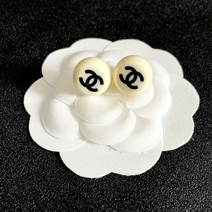 26 New Style Pre-Owned Earrings