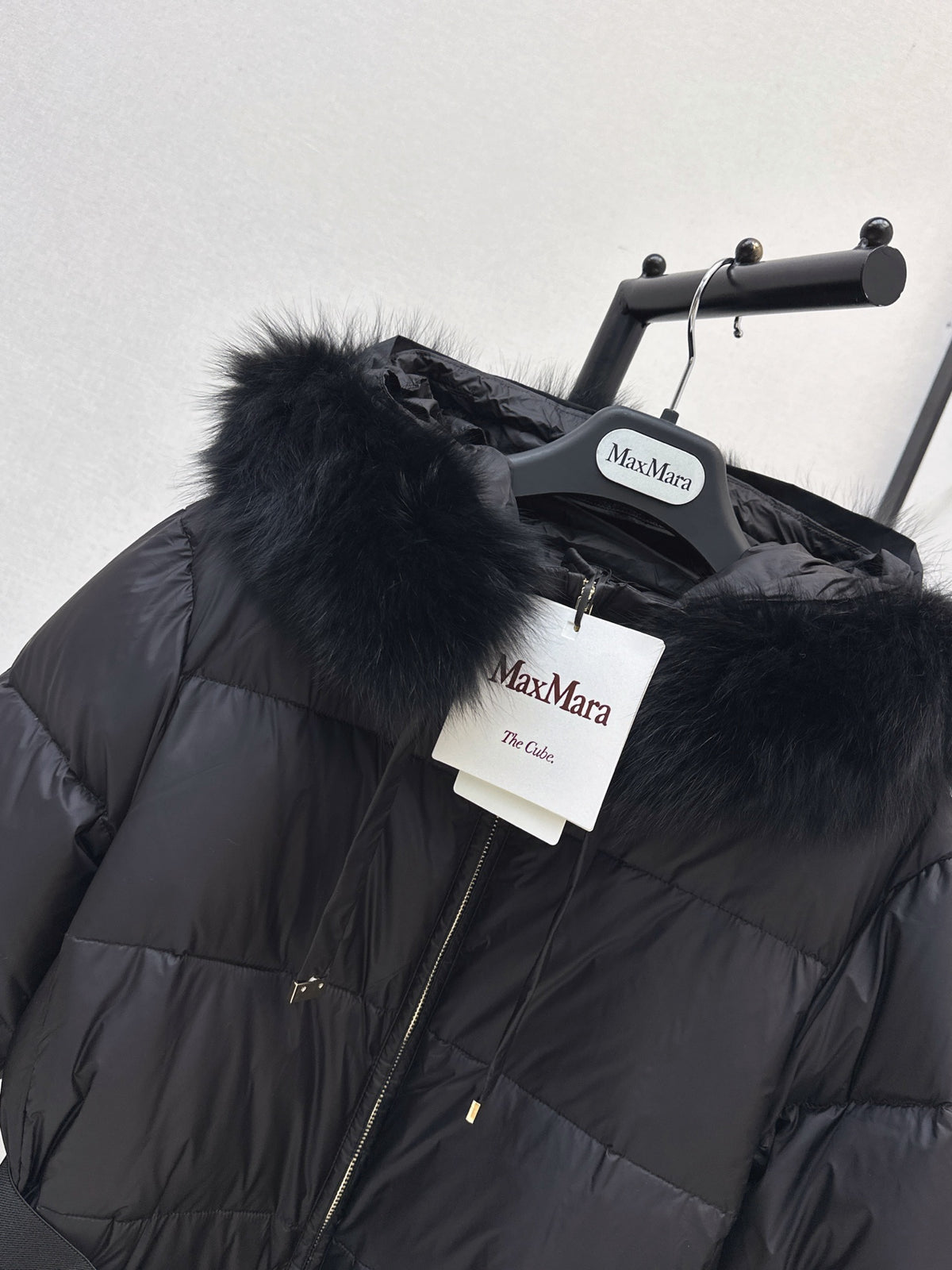 26 Fall/Winter Latest Hooded Mid-Length Down Jacket with Fur Collar