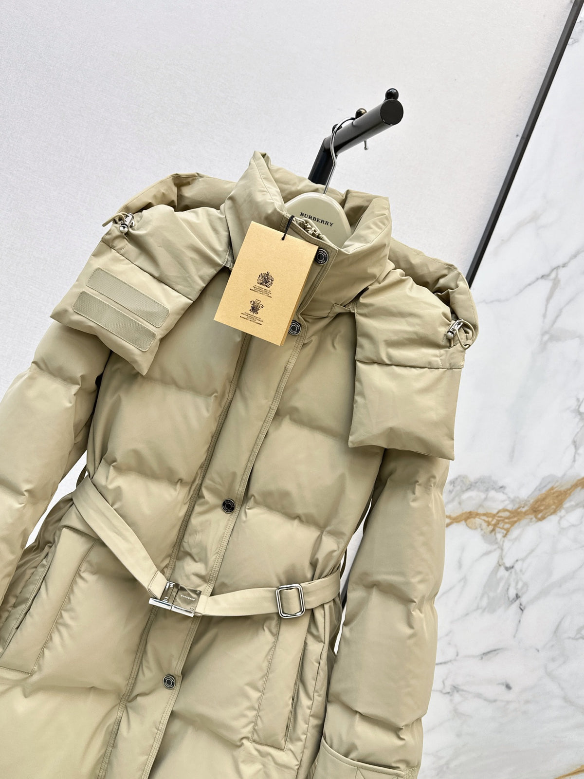 2026 Fall/Winter Latest Hooded Mid-Length Down Jacket