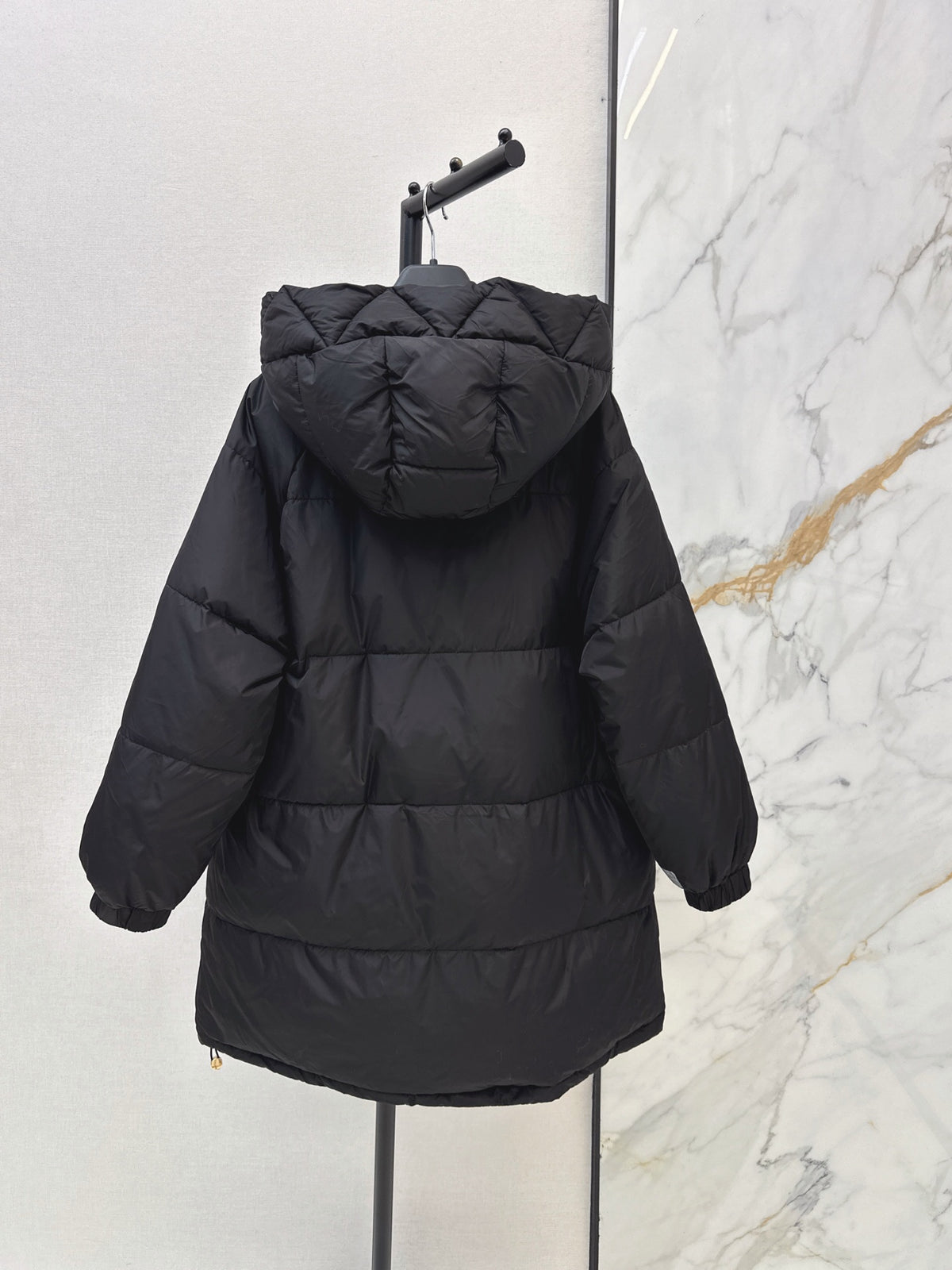 26 Fall/Winter Latest Simple Sleeve Patch Hooded Mid-Length Down Jacket