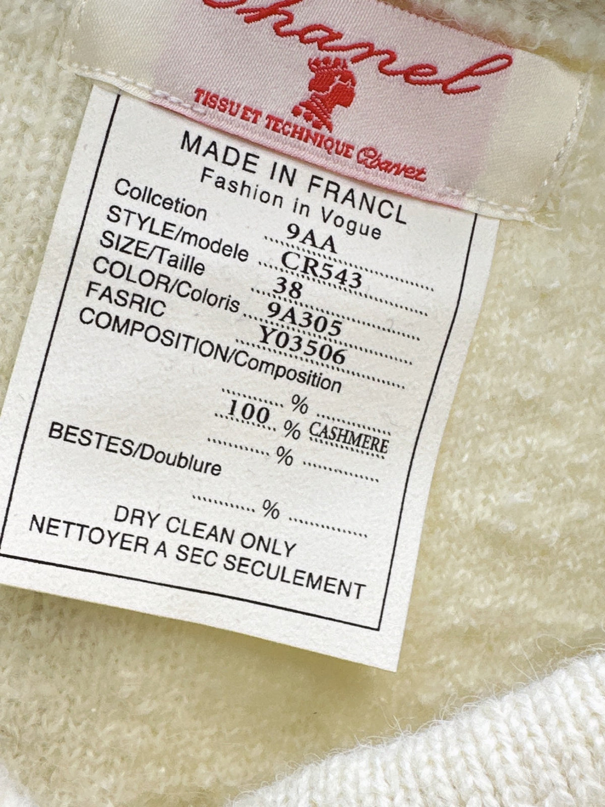 26 Fall/Winter New 3D Floral Embroidered Knit Cardigan