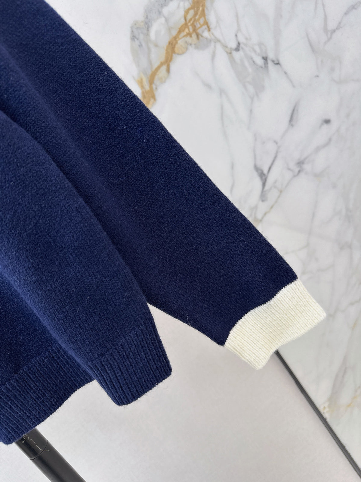 26 Autumn/Winter Latest Polo Color-Block Collared Knit Sweater