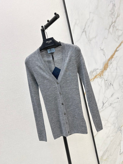 26 Fall/Winter New Wave-Edged Grey Cashmere Cardigan