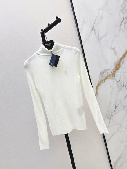 26 Fall/Winter Latest Small Logo Embroidered Wool Turtleneck Top