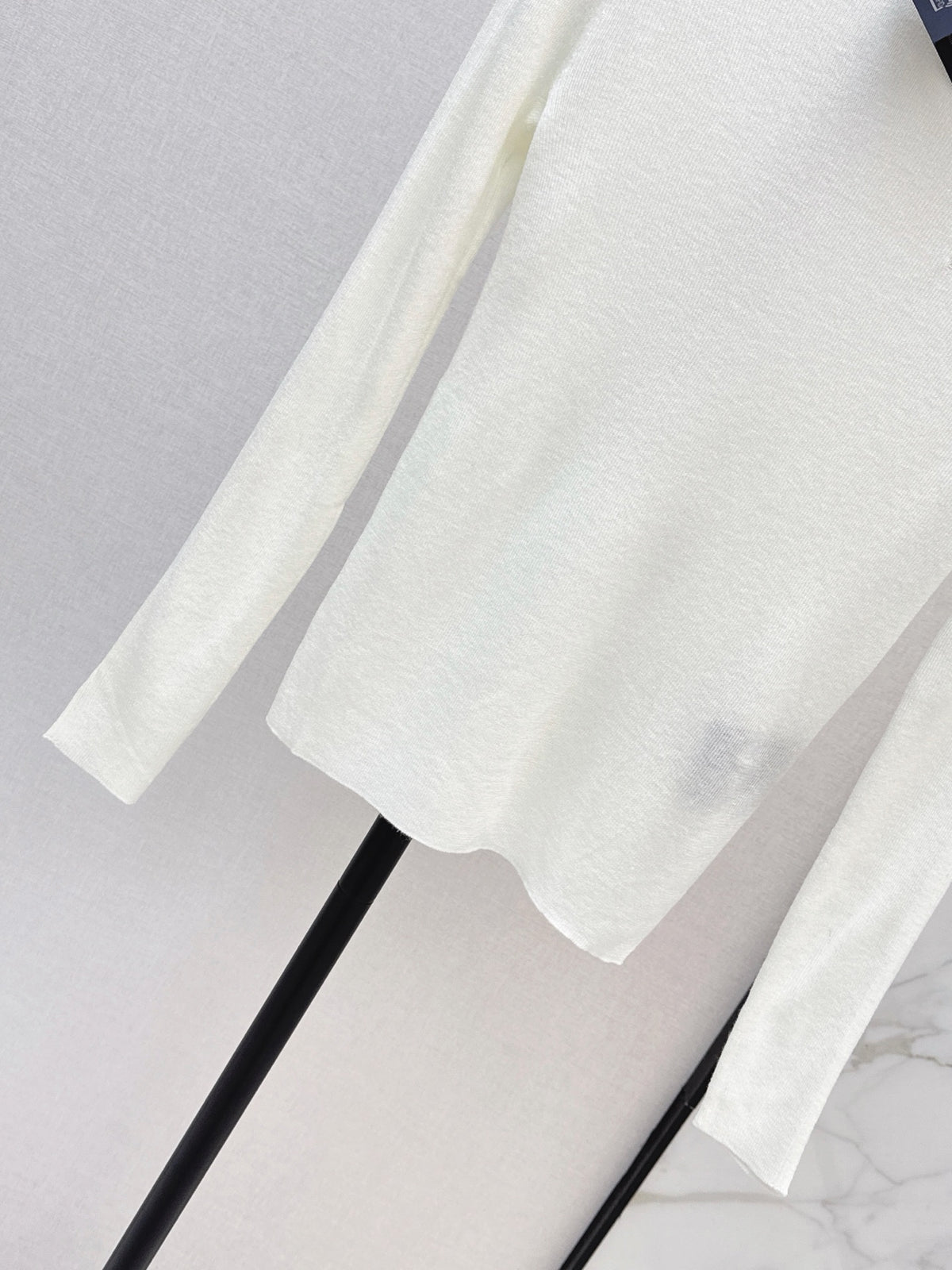 26 Fall/Winter Latest Small Logo Embroidered Wool Turtleneck Top
