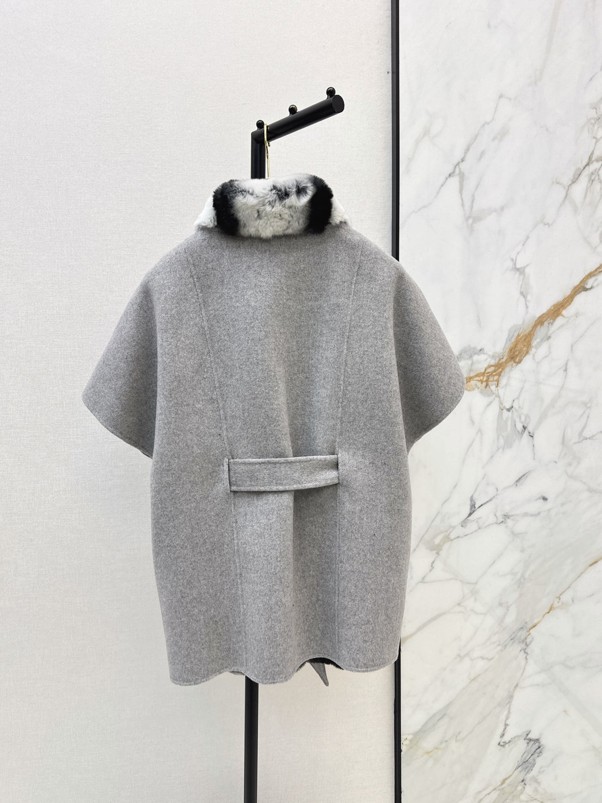 26 Fall/Winter Latest Color-Block Rex Rabbit Fur Tie Double-Sided Wool Cape Coat