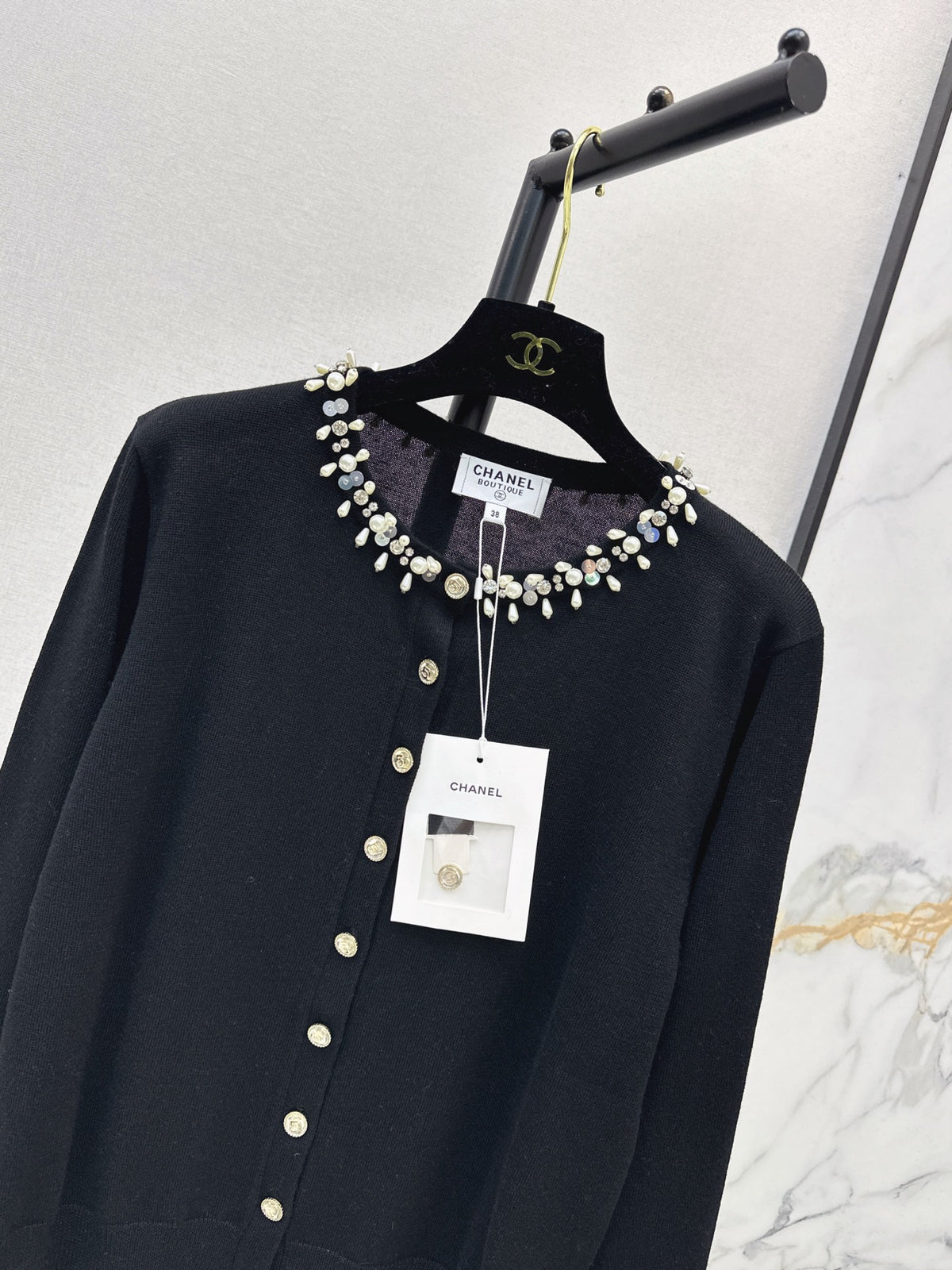 26 Fall/Winter Latest Handcrafted Heavy Embellished Rhinestone Pearl Knit Cardigan