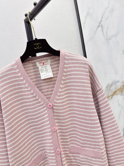 26 Fall/Winter Latest Pink Striped V-Neck Knit Cardigan