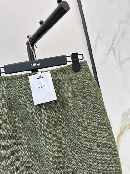 26 Fall/Winter Latest High-End Green Tweed High-Waist Skirt