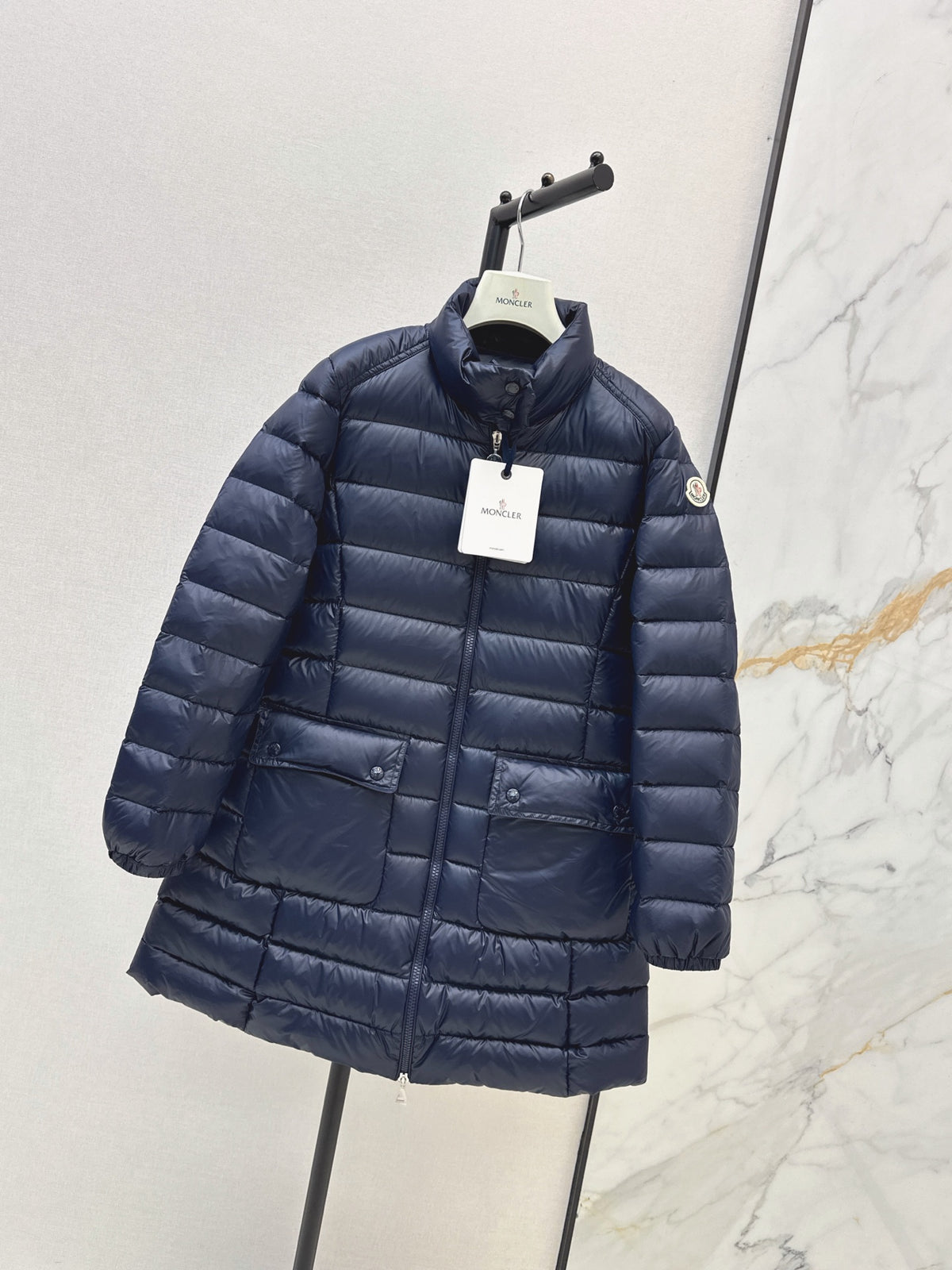 26Latest Autumn/Winter Mid-Length Stand-Collar Down Coat