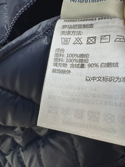 26Latest Autumn/Winter Mid-Length Stand-Collar Down Coat
