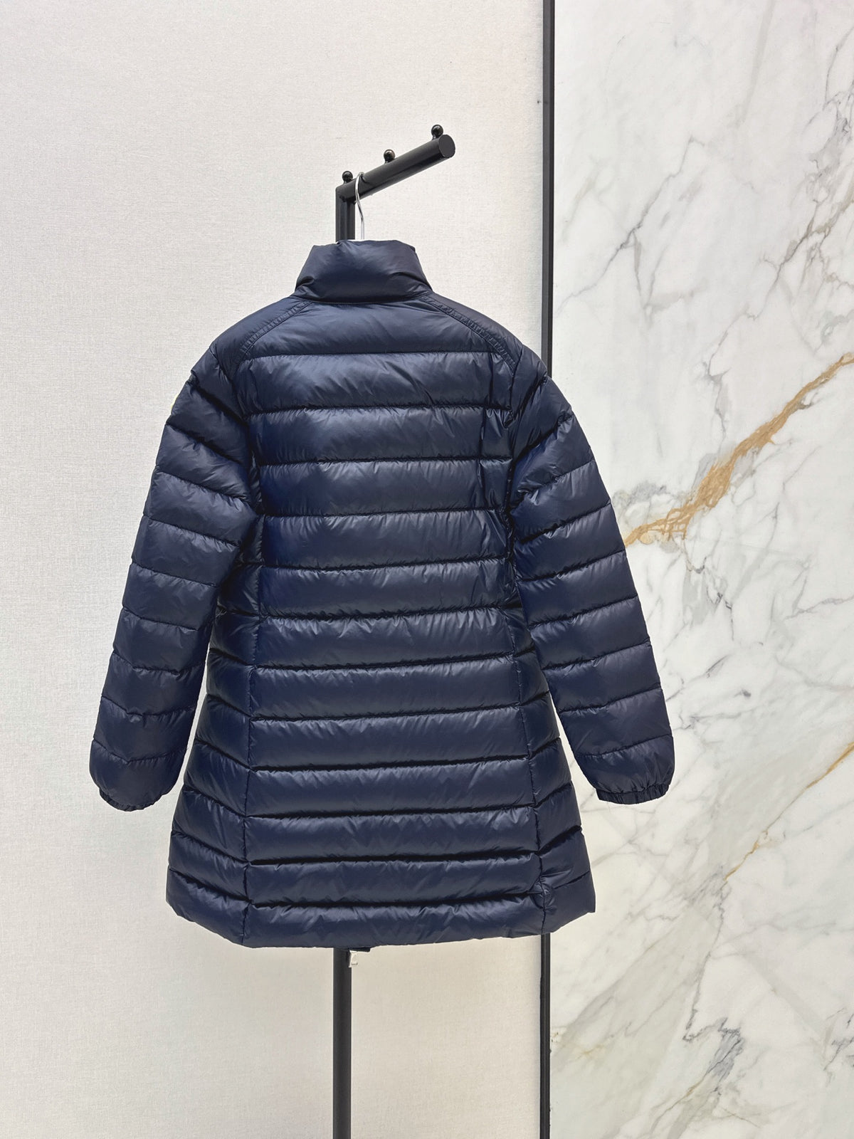 26Latest Autumn/Winter Mid-Length Stand-Collar Down Coat