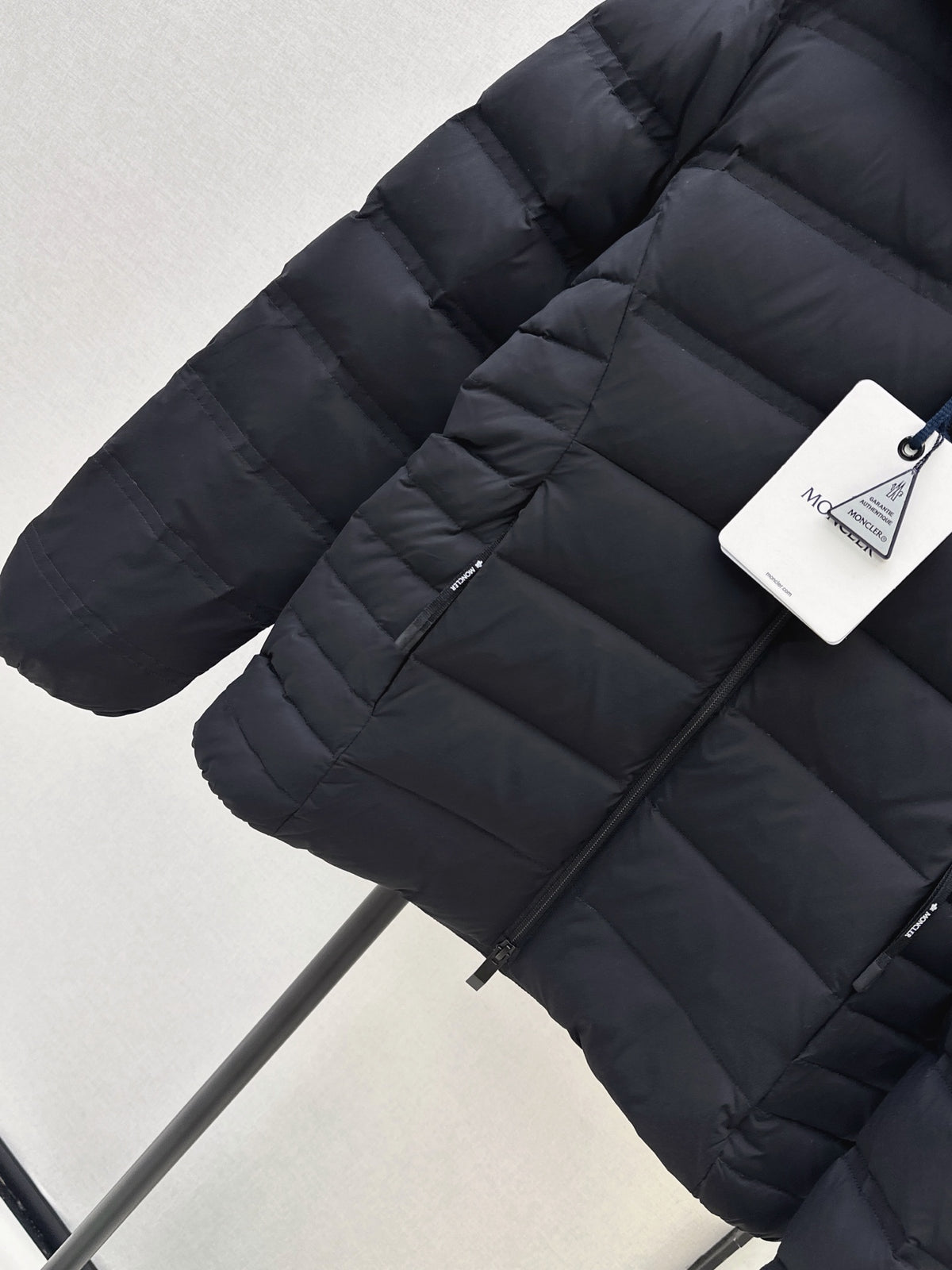 26Latest Autumn/Winter Hooded Down Jacket with Dual Pockets