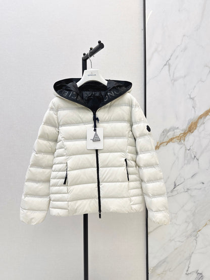 26Latest Autumn/Winter Hooded Down Jacket with Dual Pockets