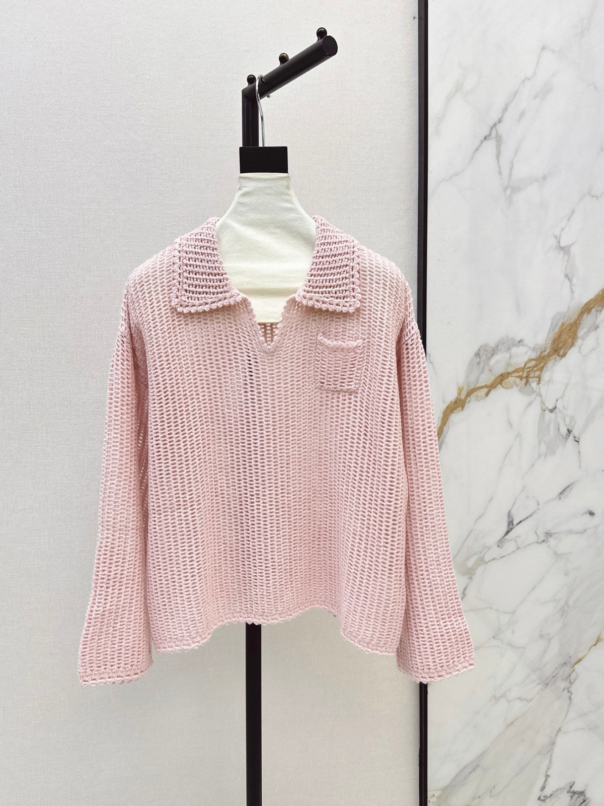 26Latest Autumn/Winter Open-Knit Collared Sweater