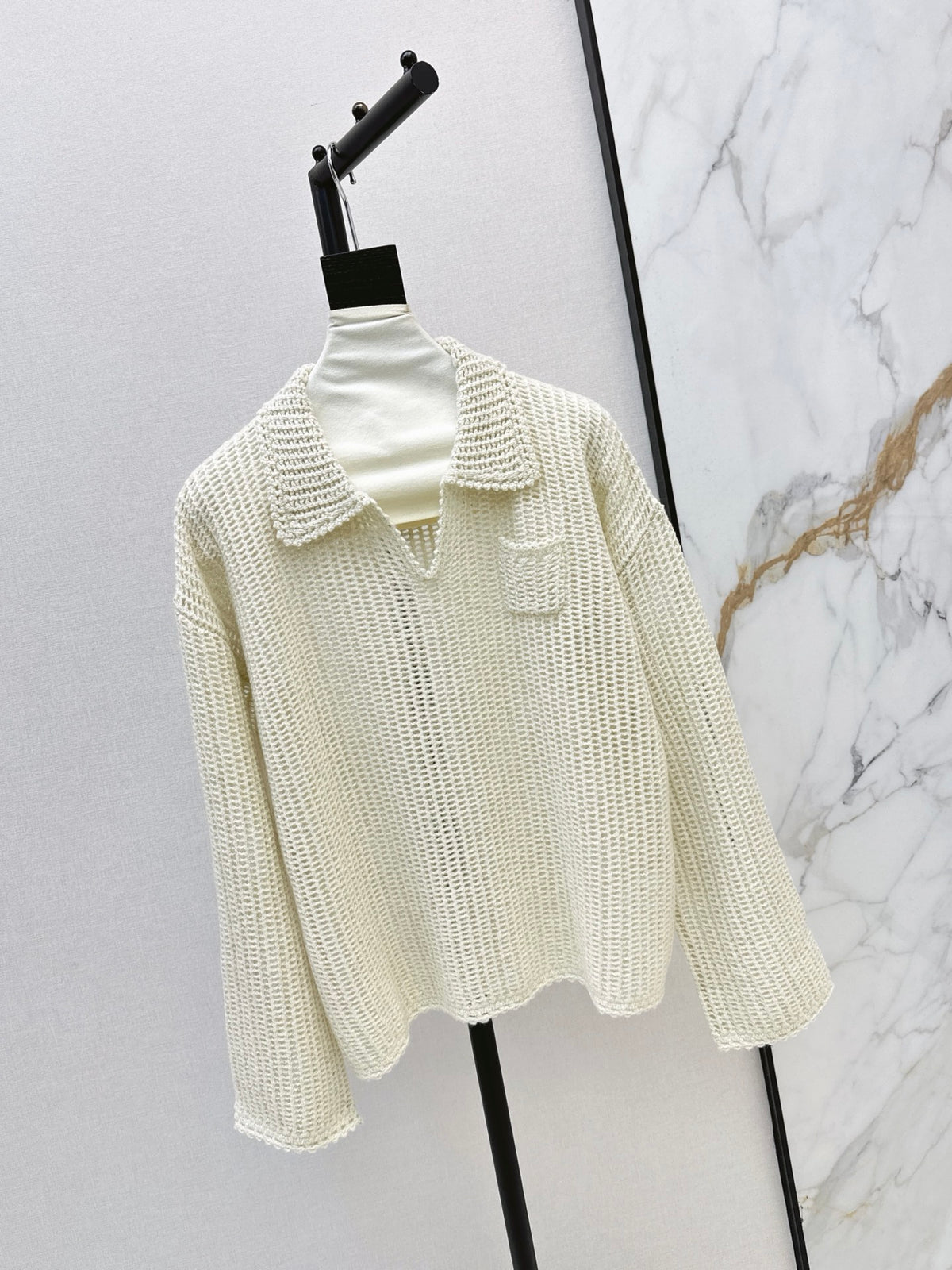 26Latest Autumn/Winter Open-Knit Collared Sweater