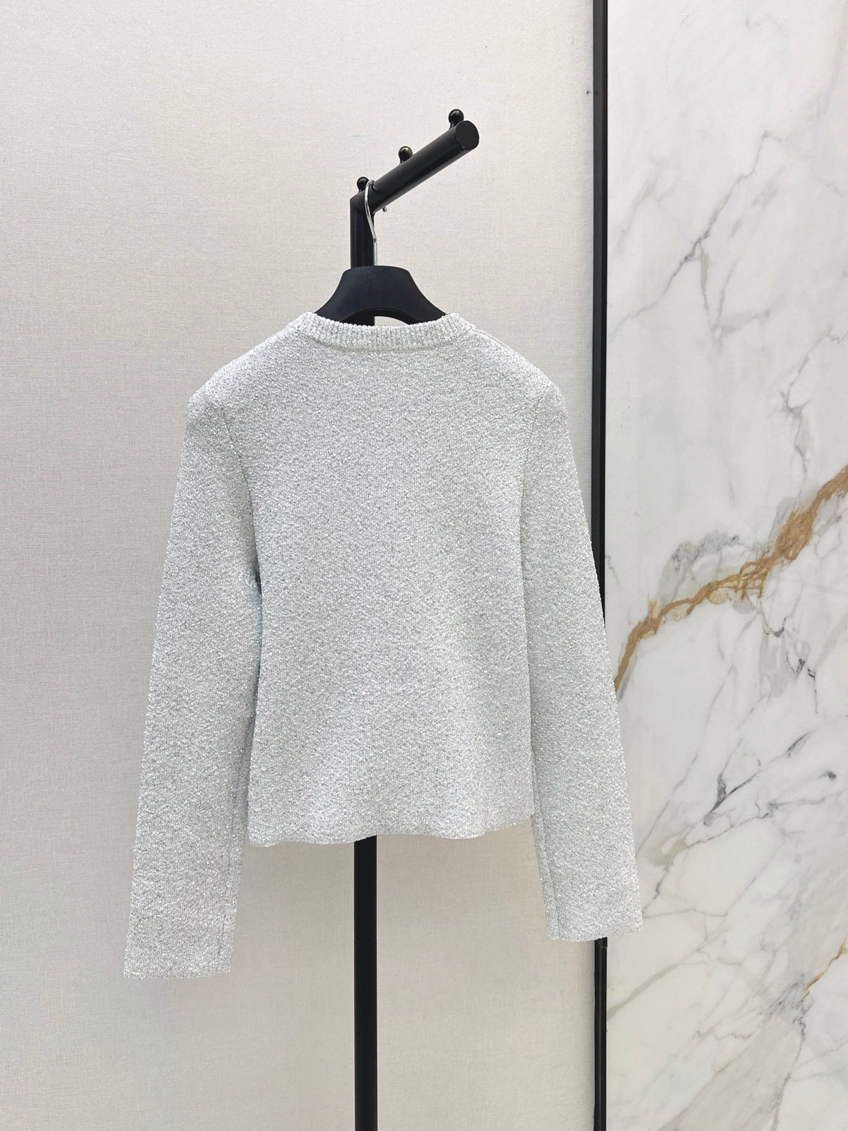 26Latest Autumn/Winter Sequin-Yarn Crew-Neck Knit Cardigan
