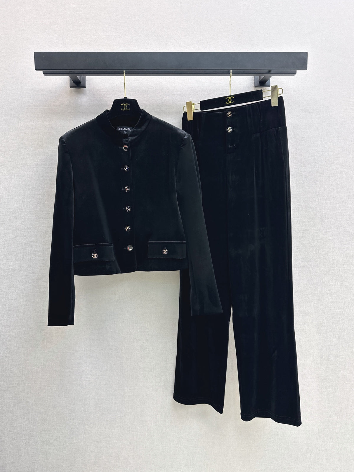 26Latest Autumn/Winter Versatile Velvet Set – Sophisticated & Chic