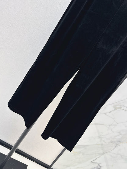 26Latest Autumn/Winter Versatile Velvet Set – Sophisticated & Chic