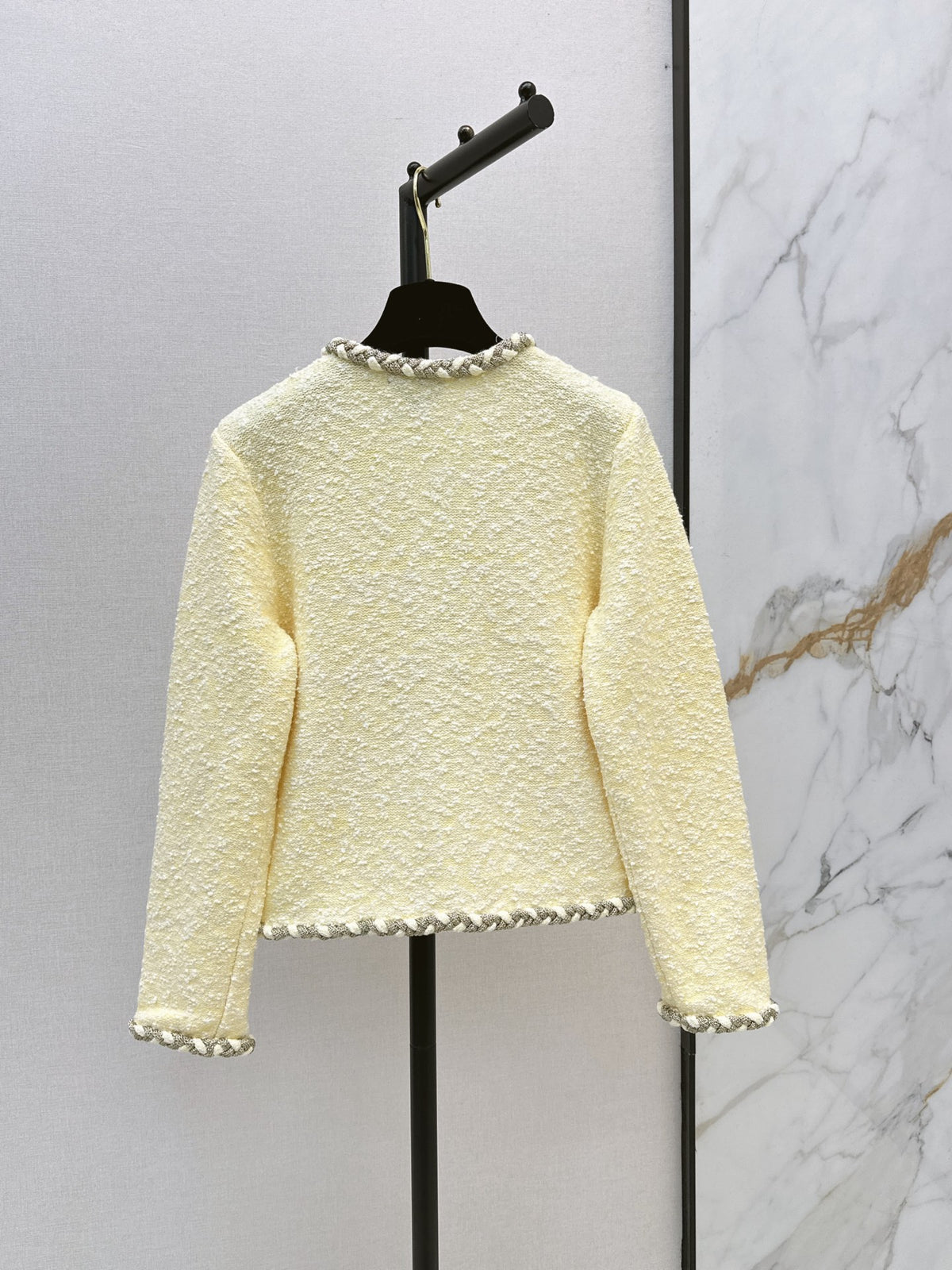 26Latest Autumn/Winter Cream-Yellow Tweed Jacket with 3D Camellia Accents