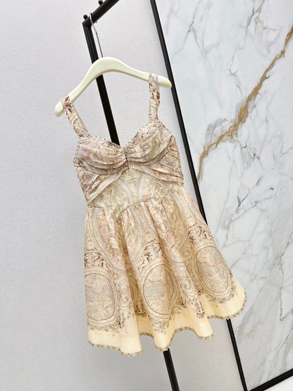 26Latest Early-Autumn Resort-Style Short Printed Dress