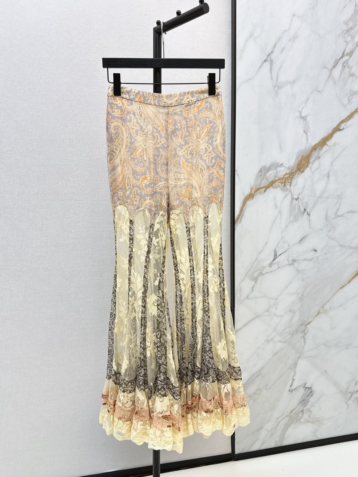 26Latest Early Spring Resort Collection: Lace-Paneled Straight-Leg Trousers