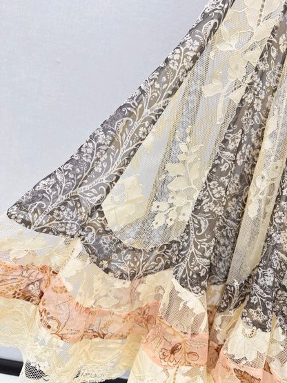 26Latest Early Spring Resort Collection: Lace-Paneled Straight-Leg Trousers
