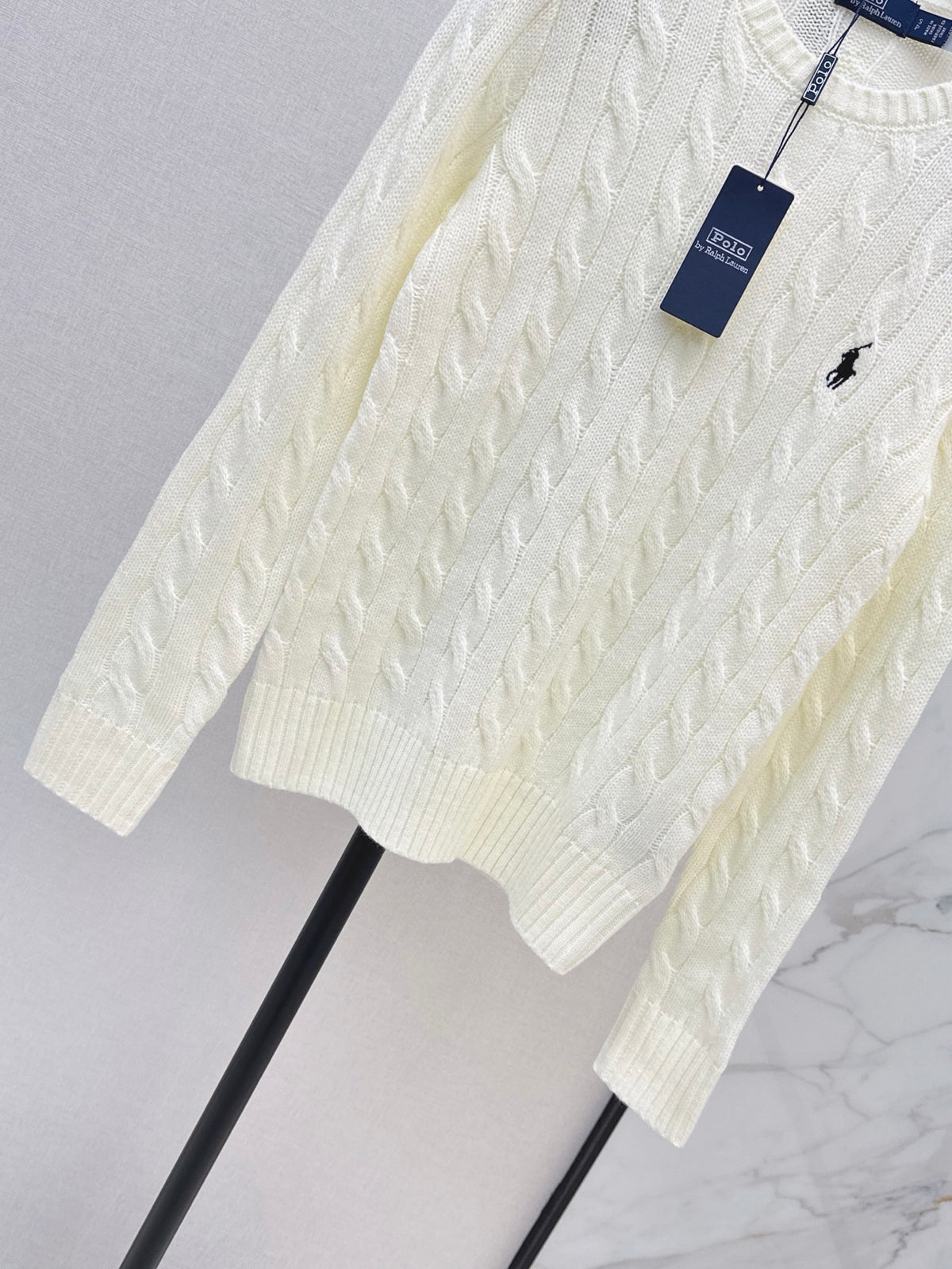 26Latest Autumn/Winter Long-Sleeve Crew-Neck Knit Sweater with Pony Embroidery