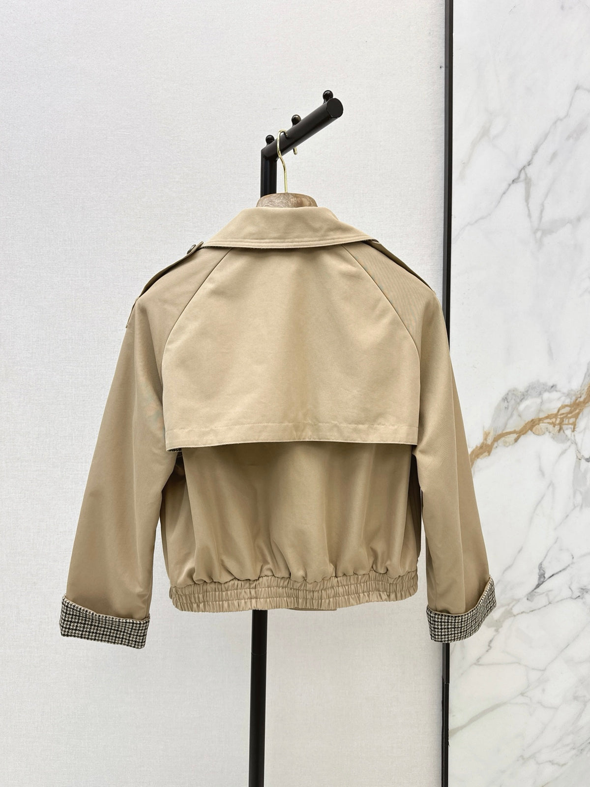 26Latest Autumn/Winter Cropped Trench Jacket