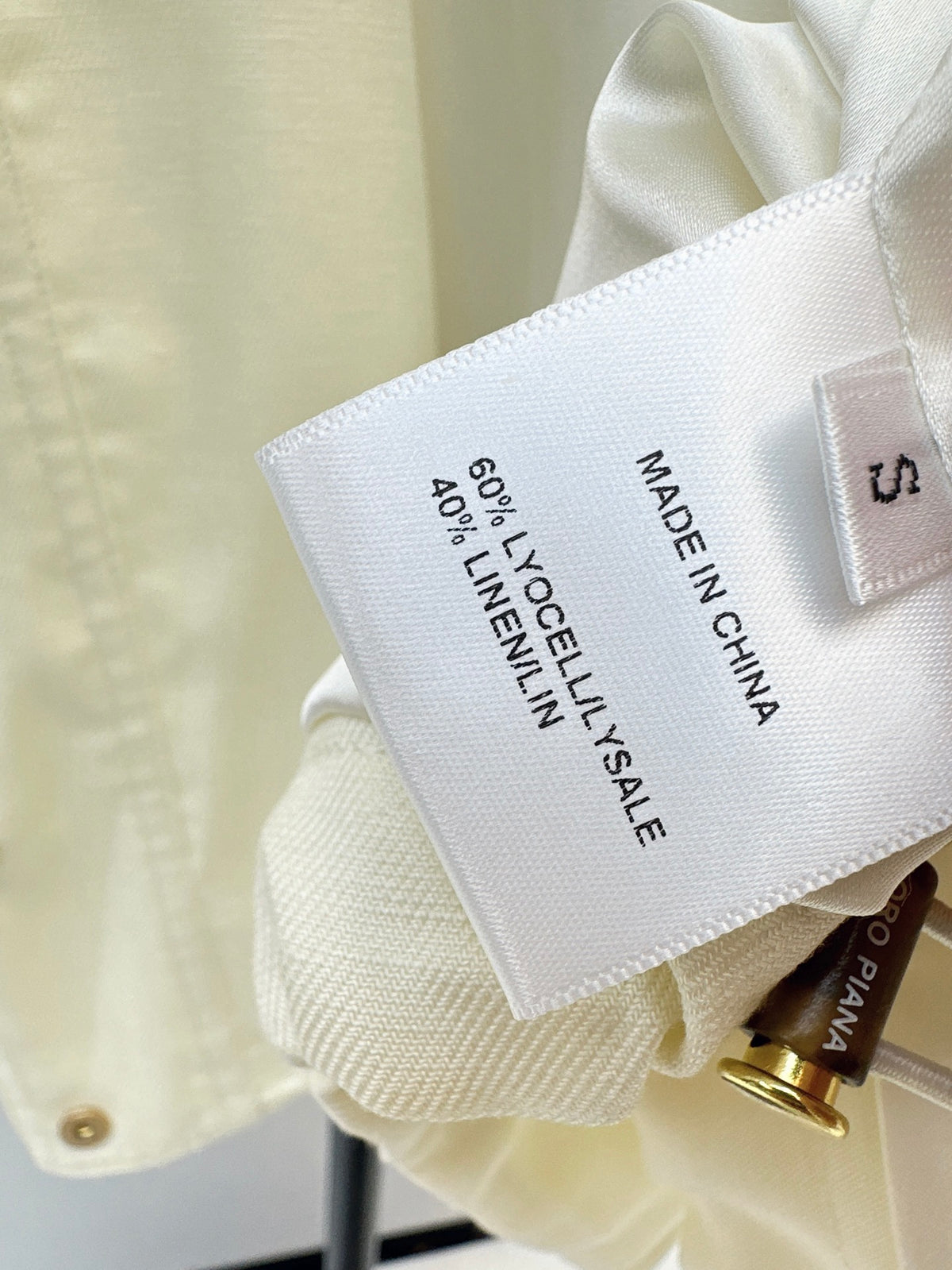 26Latest Autumn/Winter Loose-Fit Hooded Jacket in Soft Beige-Apricot