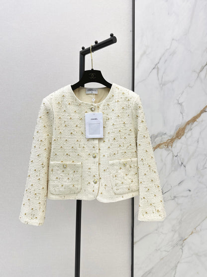 26New Autumn/Winter Hand-Beaded Crew-Neck Knit Jacket
