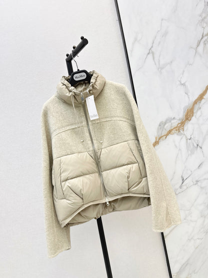 26Latest Autumn/Winter Short Hooded Down Jacket with Wool Panel Detailing