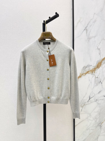 26Latest Autumn/Winter Knit Cardigan with Ornate Metal Buttons