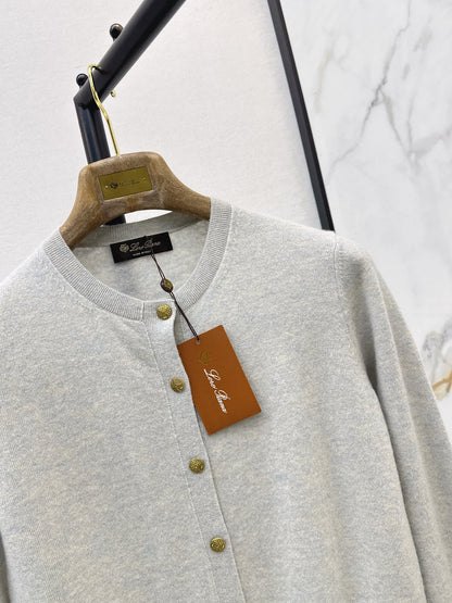 26Latest Autumn/Winter Knit Cardigan with Ornate Metal Buttons