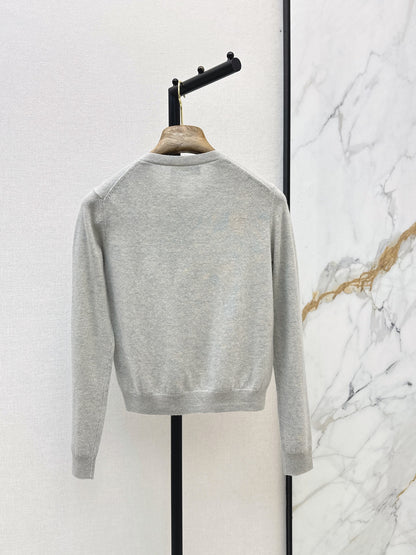 26Latest Autumn/Winter Knit Cardigan with Ornate Metal Buttons