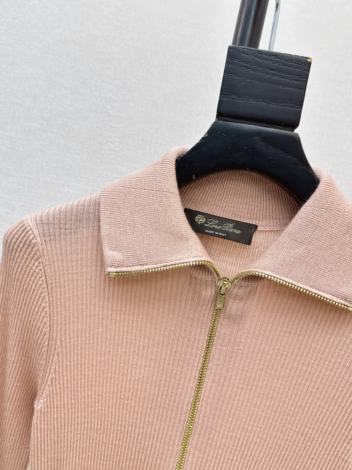 26Latest Autumn/Winter Half-Placket Wool Knit Top