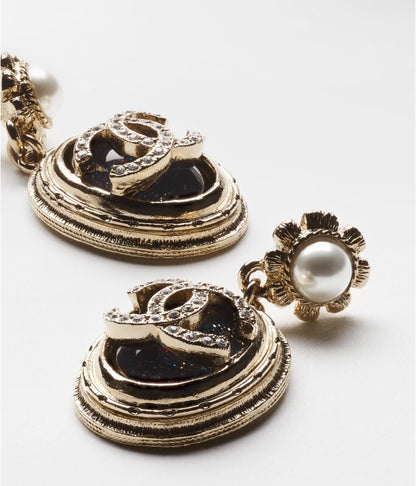 26New Season Stud Earrings