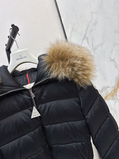 26 Fall/Winter Latest Classic Hooded Short Down Jacket with Fur Collar