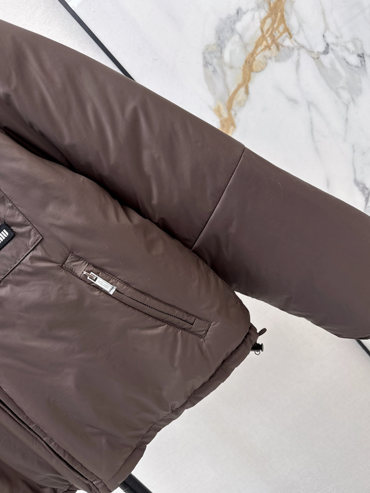 26 Fall/Winter New Hoodie with Logo Letter Metal Zipper Down Jacket