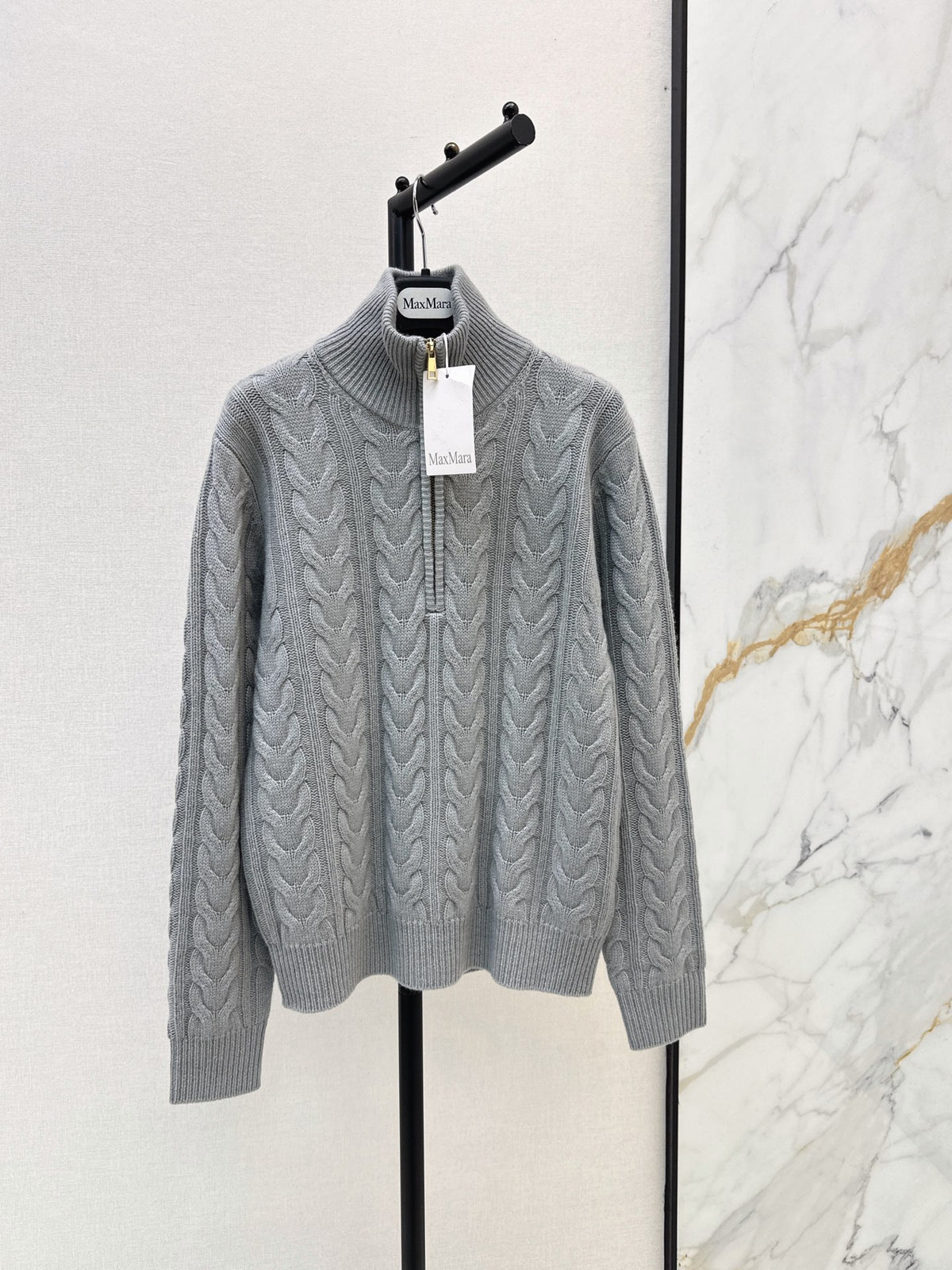 26 Fall/Winter Latest Cable Knit Half-Zip Polo Wool Sweater