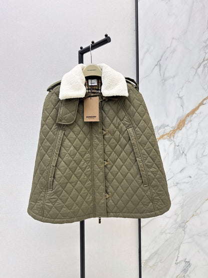 26Latest Autumn/Winter Padded Cape Jacket with Detachable Fur Collar