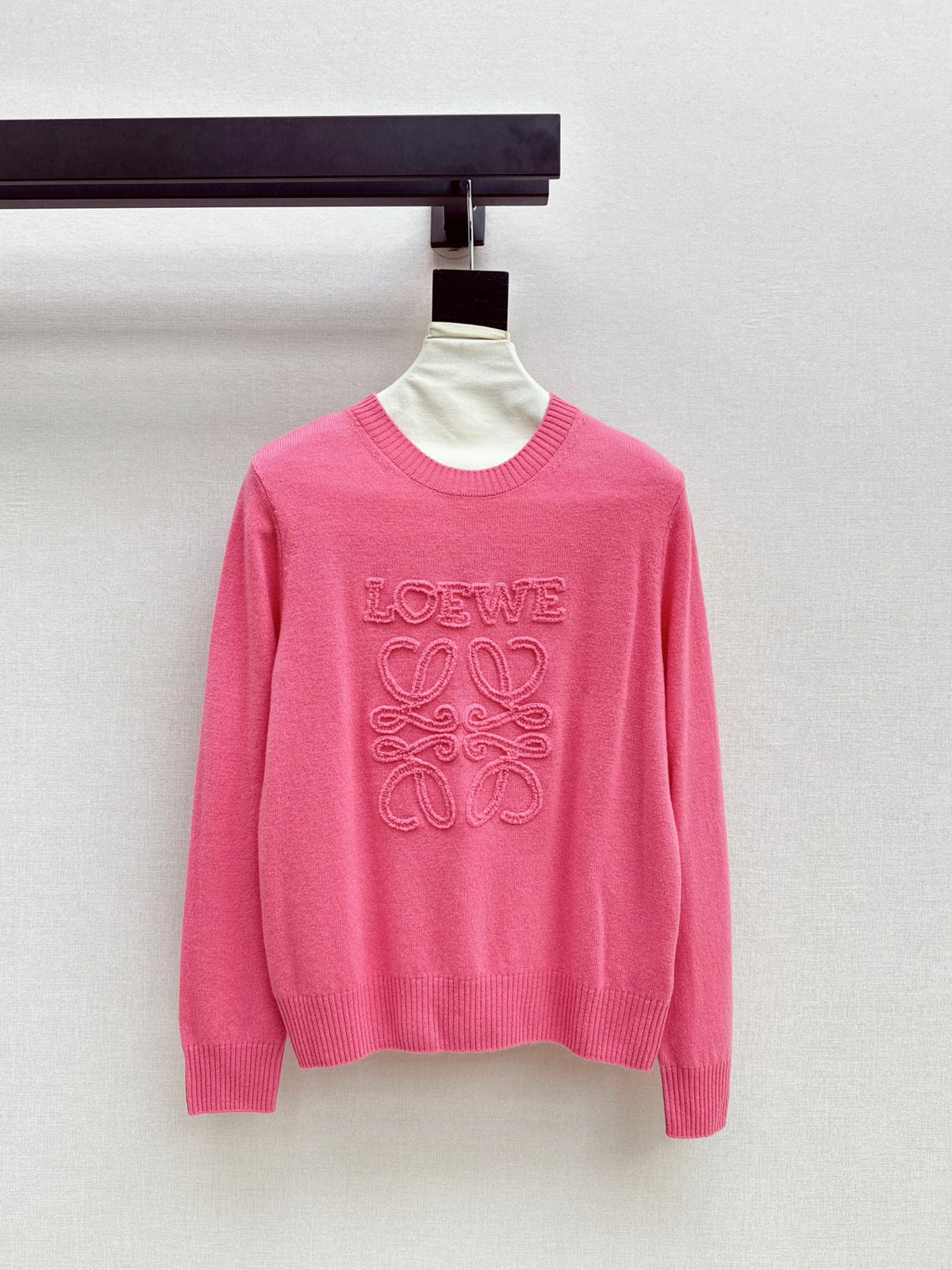 26New Early Autumn Logo-Embroidered Knit Pullover