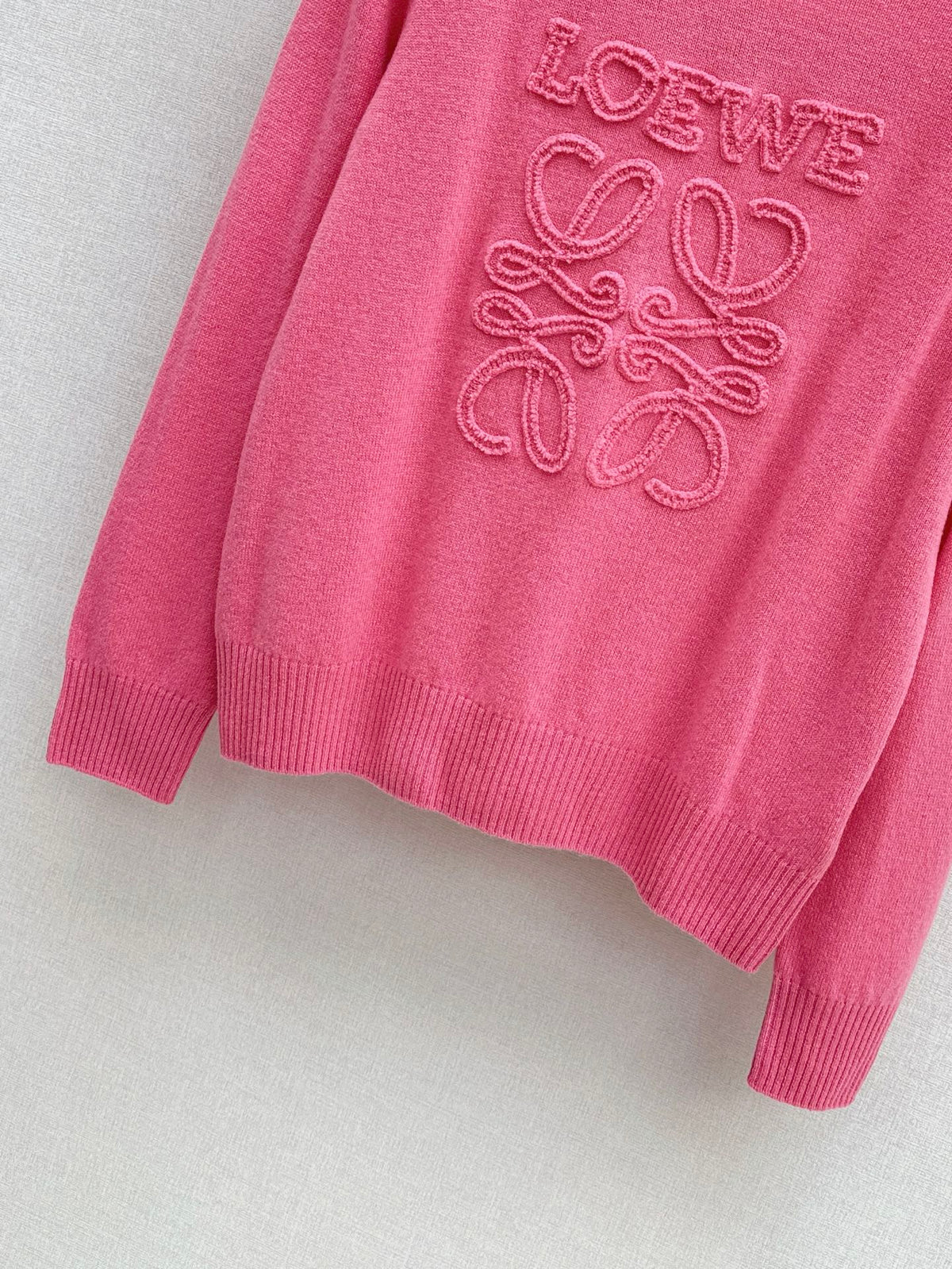 26New Early Autumn Logo-Embroidered Knit Pullover