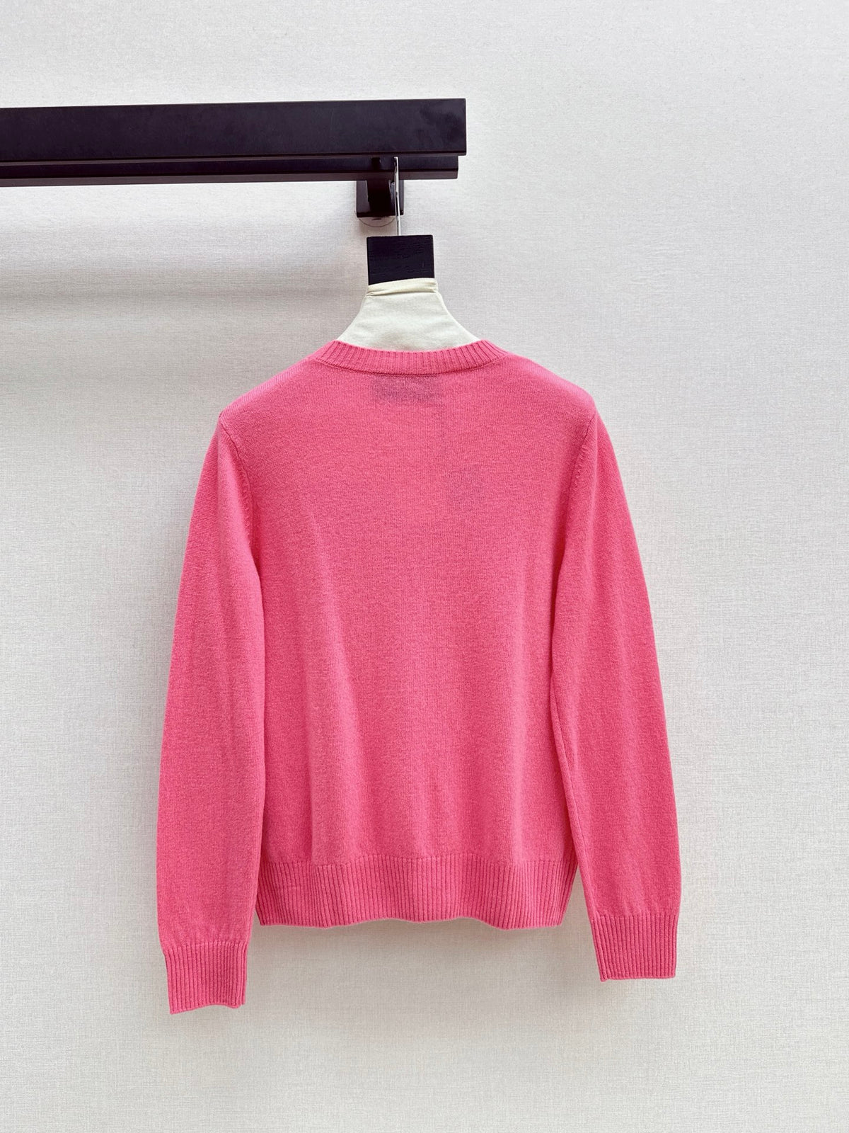 26New Early Autumn Logo-Embroidered Knit Pullover